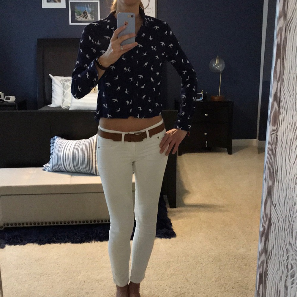 Navy blue long-sleeved button up crop top